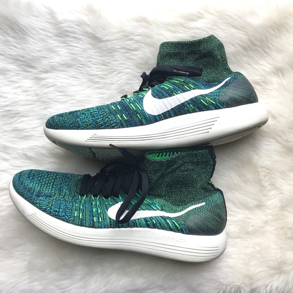 nike tube shoes